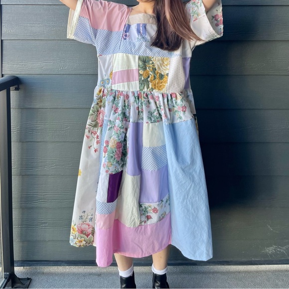 Handmade Patchwork Rose Canvas Dress SKU 01176 - Picture 15 of 16